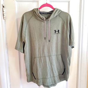 Olive green hooded short sleeve t-shirt